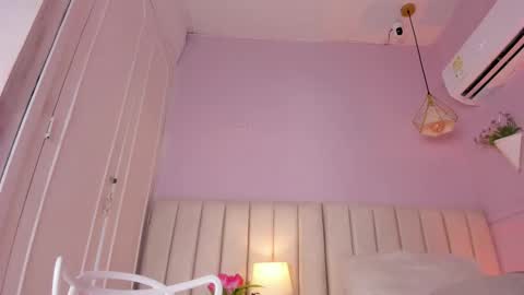 _wendy_x online show from March 27, 11:43 am