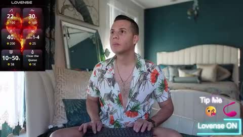 Snapshot of _xsebxx chatting on November 17, 5:30 pm Sebastian online show from November 17, 5:30 pm