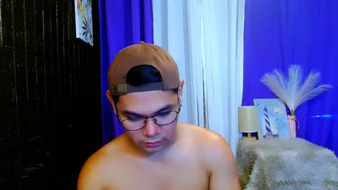 Snapshot of _xxcocksucker chatting on January 18, 3:31 am _xxcocksucker online show from January 18, 3:31 am