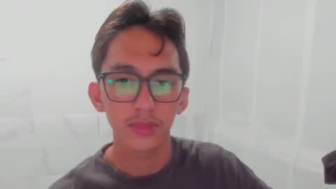 Snapshot of _xxhavefunwithme69_ chatting on November 20, 5:56 pm Andrei online show from November 20, 5:56 pm