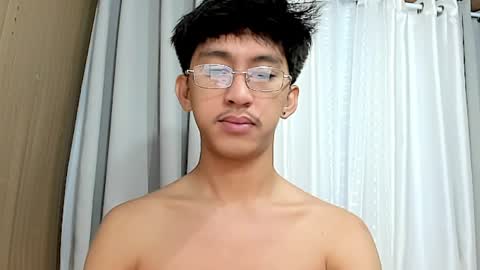 Andrei online show from April 7, 7:25 pm