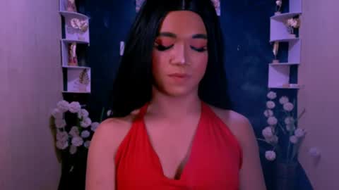 _xxlilly online show from April 13, 2:00 pm