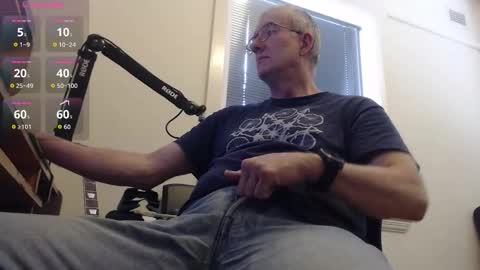 Snapshot of _xxrockstarloverxx_ chatting on October 17, 10:12 pm _xxrockstarloverxx_ online show from October 17, 10:12 pm