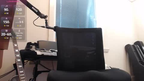 Snapshot of _xxrockstarloverxx_ chatting on October 23, 9:35 pm _xxrockstarloverxx_ online show from October 23, 9:35 pm