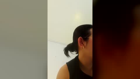 Snapshot of _your_little_nut chatting on June 11, 6:28 pm Macca and Ana online show from June 11, 6:28 pm