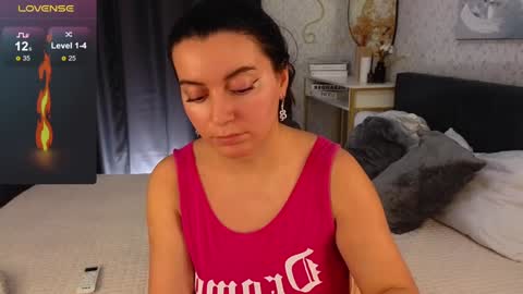 Jasmine online show from January 4, 12:27 pm