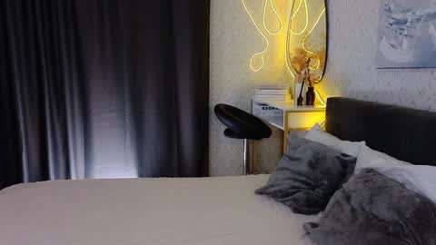 Jasmine online show from February 6, 8:18 am