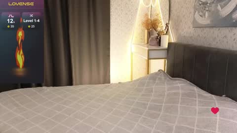 Jasmine online show from October 19, 8:04 am