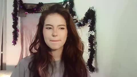 _yourcherrybomb online show from October 28, 2:15 am