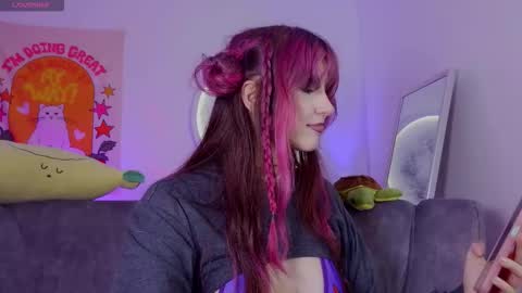 _yourcherrybomb online show from March 28, 5:07 am