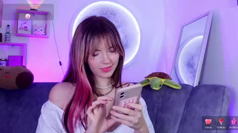 _yourcherrybomb online show from April 11, 4:06 am