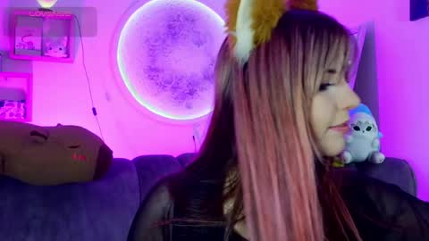 _yourcherrybomb online show from April 12, 3:44 am