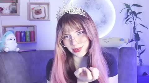 _yourcherrybomb online show from June 9, 5:41 am