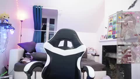 Snapshot of _yummy_girl_ chatting on February 10, 7:38 pm Polly online show from February 10, 7:38 pm