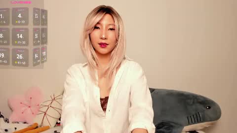 Snapshot of _yuriko chatting on July 8, 1:59 pm Mia online show from July 8, 1:59 pm