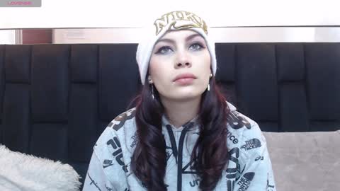 Yuyi online show from January 29, 11:09 am