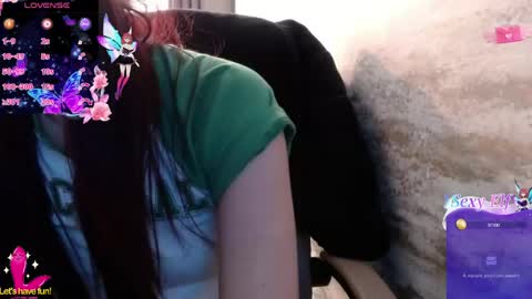 Yuyi online show from June 3, 1:41 am