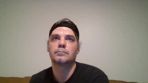 Snapshot of _zeus____ chatting on February 23, 2:51 am Zeus online show from February 23, 2:51 am