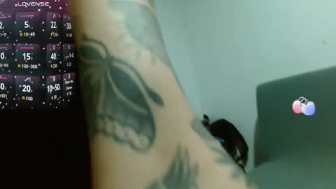 Zoe  online show from February 11, 5:12 am