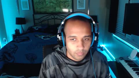 Snapshot of a4orce chatting on February 16, 12:19 am a4orce online show from February 16, 12:19 am