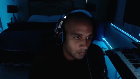 Snapshot of a4orce chatting on November 1, 2:13 am a4orce online show from November 1, 2:13 am