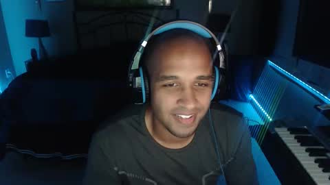 Snapshot of a4orce chatting on December 1, 12:04 am a4orce online show from December 1, 12:04 am