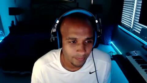 Snapshot of a4orce chatting on June 21, 12:35 am a4orce online show from June 21, 12:35 am