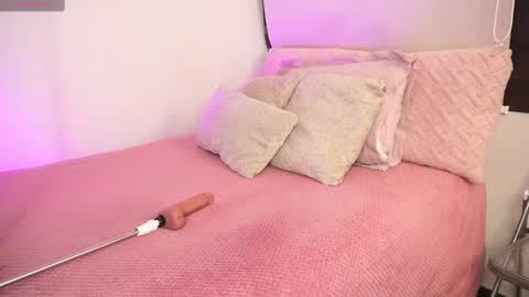 Alexandra  online show from March 9, 9:13 am