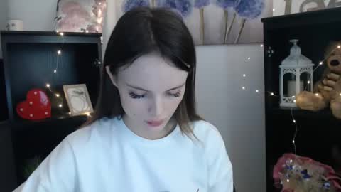 Snapshot of a_ariella_ chatting on September 24, 12:30 pm a_ariella_ online show from September 24, 12:30 pm