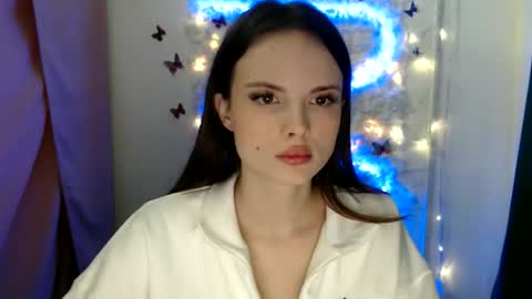 Snapshot of a_ariella_ chatting on September 27, 8:08 am a_ariella_ online show from September 27, 8:08 am