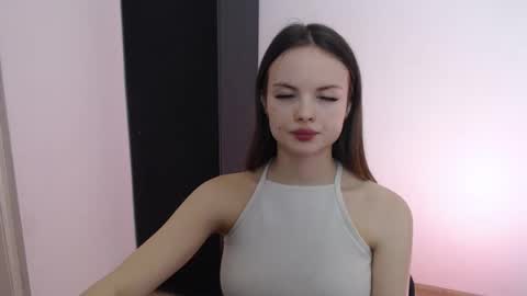 Snapshot of a_ariella_ chatting on October 13, 1:44 pm a_ariella_ online show from October 13, 1:44 pm