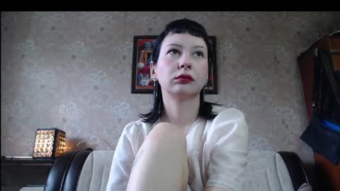 Snapshot of a_damn_good_coffee chatting on February 6, 10:48 am a_damn_good_coffee online show from February 6, 10:48 am