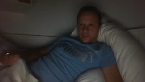 Snapshot of aaaandzzz chatting on January 3, 8:22 pm Long distance cumshot online show from January 3, 8:22 pm