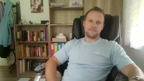 Snapshot of aaaandzzz chatting on September 30, 10:20 am Long distance cumshot online show from September 30, 10:20 am