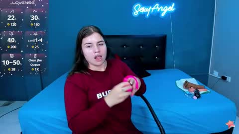 Snapshot of aabby_lee chatting on December 17, 7:04 pm Abby Lee online show from December 17, 7:04 pm