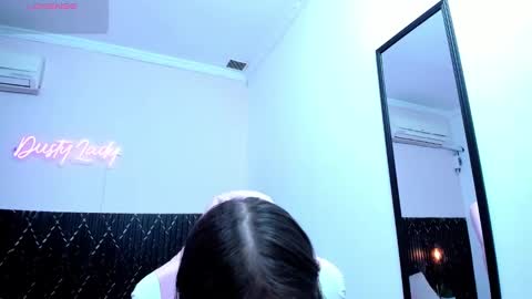 Snapshot of aabby_lee chatting on March 1, 9:04 pm Abby Lee online show from March 1, 9:04 pm