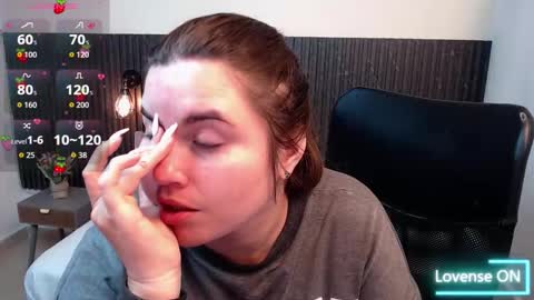 Snapshot of aabby_lee chatting on September 22, 6:43 pm Abby Lee online show from September 22, 6:43 pm