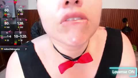 Snapshot of aabby_lee chatting on October 18, 7:03 pm Abby Lee online show from October 18, 7:03 pm