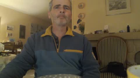 Snapshot of aalex1717 chatting on January 9, 11:45 pm Aalex1717 online show from January 9, 11:45 pm