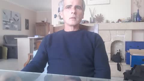 Snapshot of aalex1717 chatting on October 3, 8:22 am Aalex1717 online show from October 3, 8:22 am