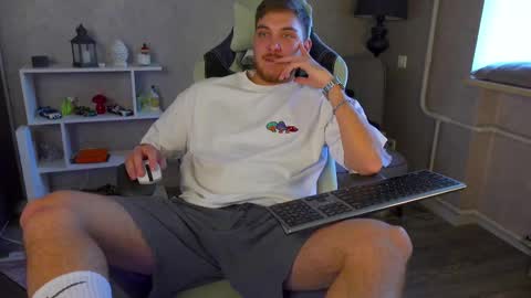 Alex online show from March 9, 8:18 am