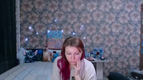 Alice online show from May 28, 9:45 pm