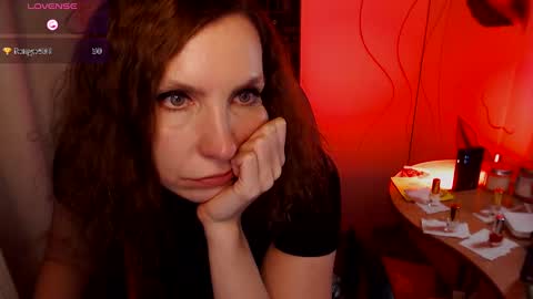 Snapshot of aamazingjoi chatting on December 27, 11:21 pm Katie online show from December 27, 11:21 pm