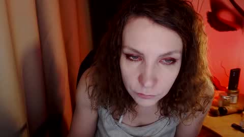 Snapshot of aamazingjoi chatting on January 22, 3:41 am Katie online show from January 22, 3:41 am