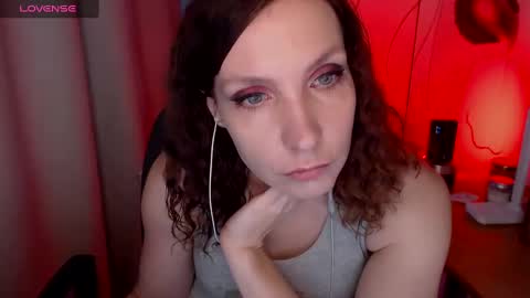 Snapshot of aamazingjoi chatting on February 16, 1:38 pm Katie online show from February 16, 1:38 pm