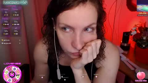 Snapshot of aamazingjoi chatting on February 17, 6:42 am Katie online show from February 17, 6:42 am