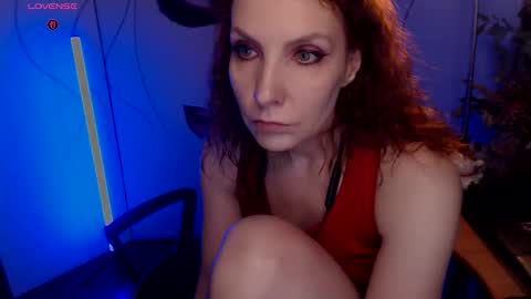 Snapshot of aamazingjoi chatting on December 4, 5:39 am Katie online show from December 4, 5:39 am