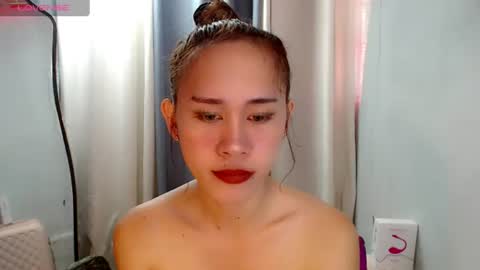 Snapshot of aan_nie chatting on June 17, 12:13 am im annie online show from June 17, 12:13 am