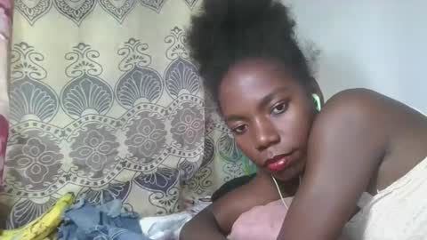 aangevelo online show from November 22, 6:40 pm