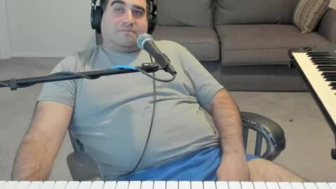 Aaron online show from January 31, 7:11 pm